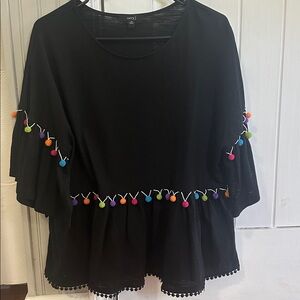 ‼️LAST CHANCE‼️ CUTE Black PomPom Blouse